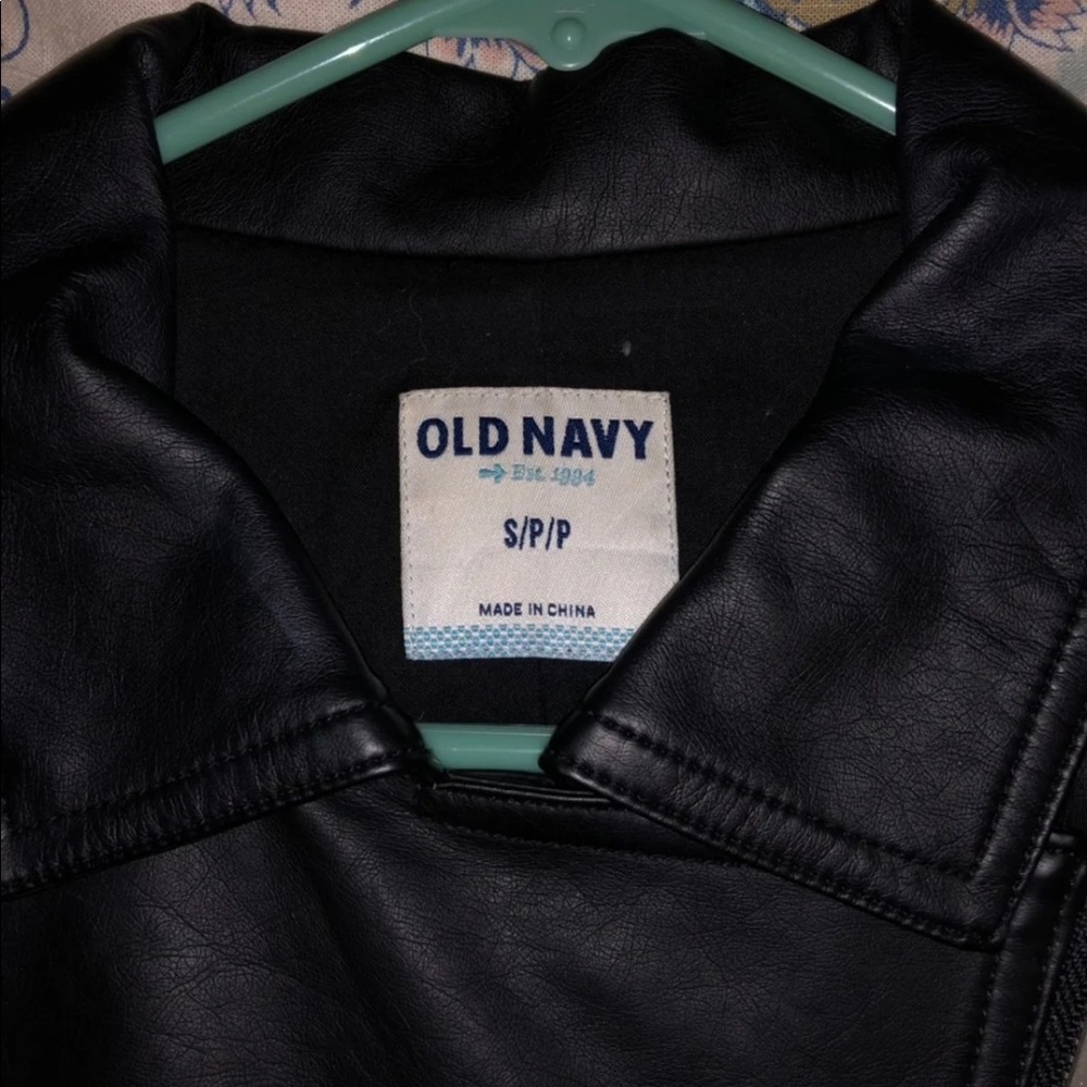 Leather jacket - Picture 2 of 2
